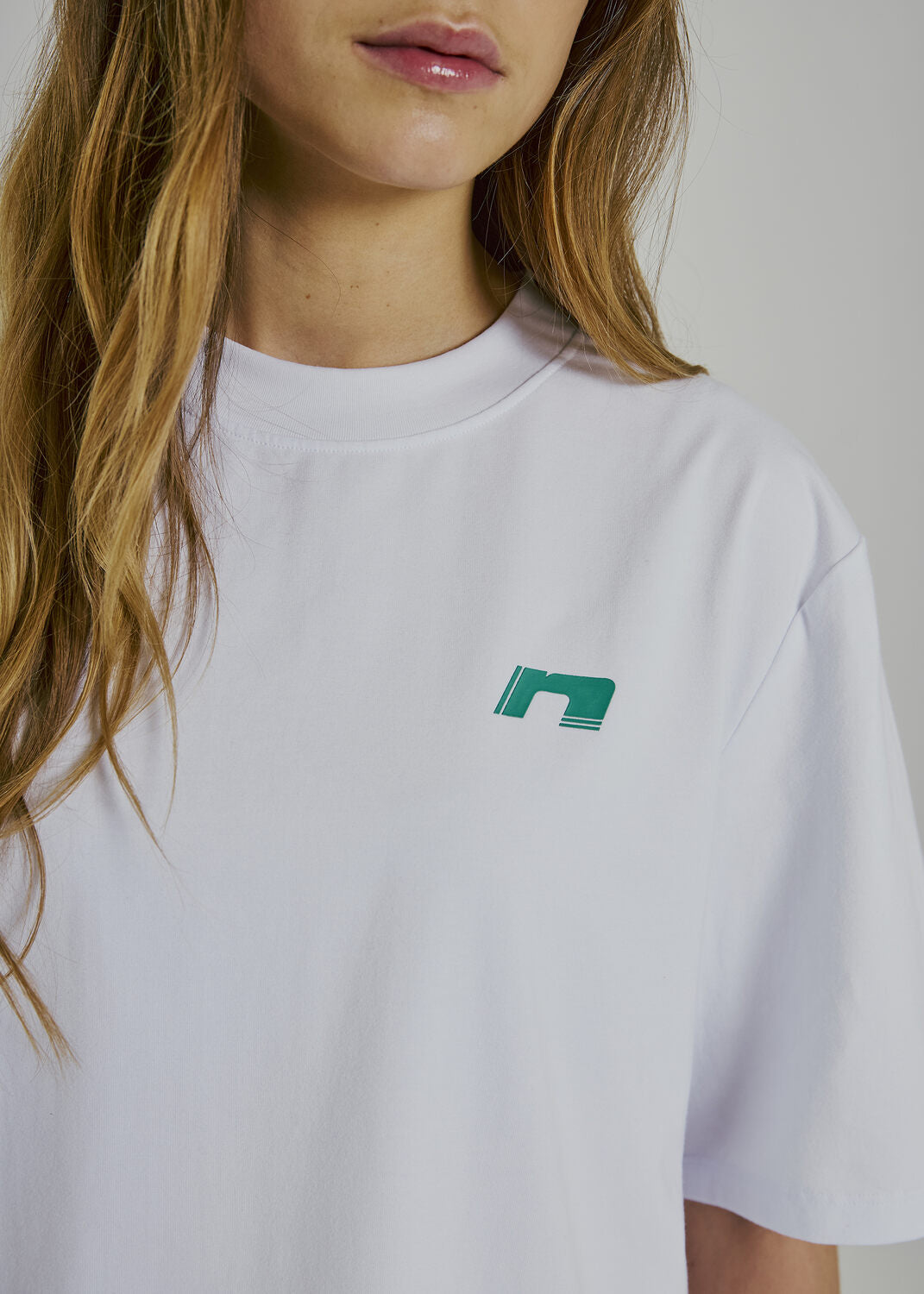 SANDA TEE WHITE WITH GREEN