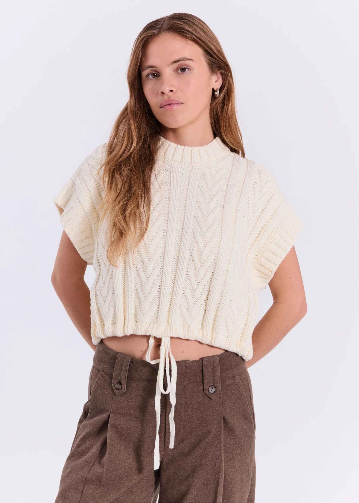 NEEL KNIT WAISTCOAT OFF WHITE