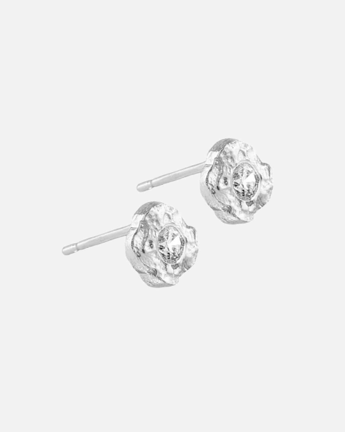 Silver foil studs with zircoin 