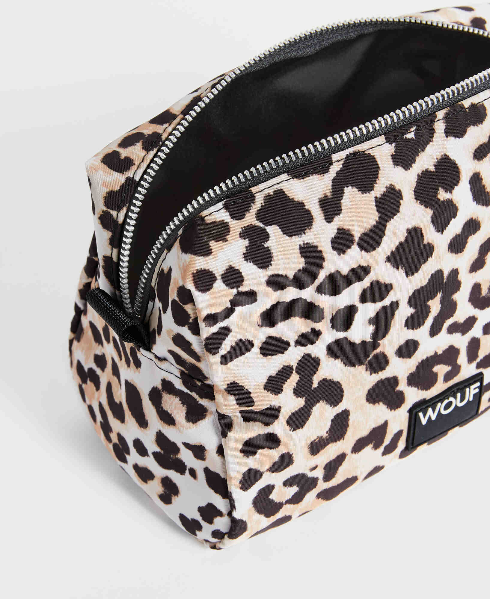 KIM TOILETRY BAG