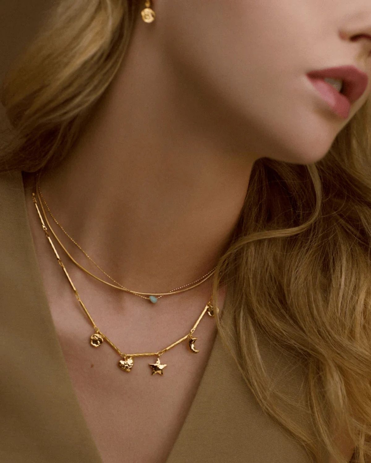 BAR LINK & MOLTEN CHARM NECKLACE