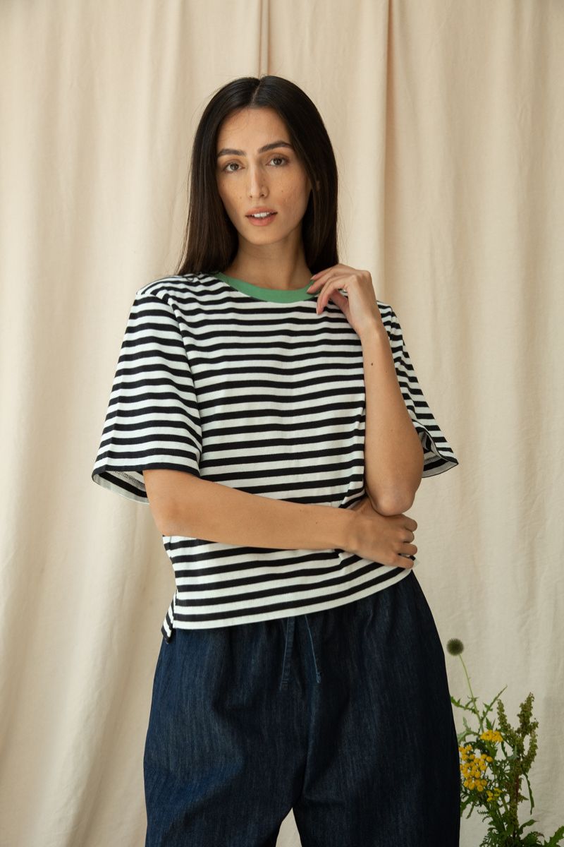 BAY SUE BLACK & WHITE STRIPE T-SHIRT