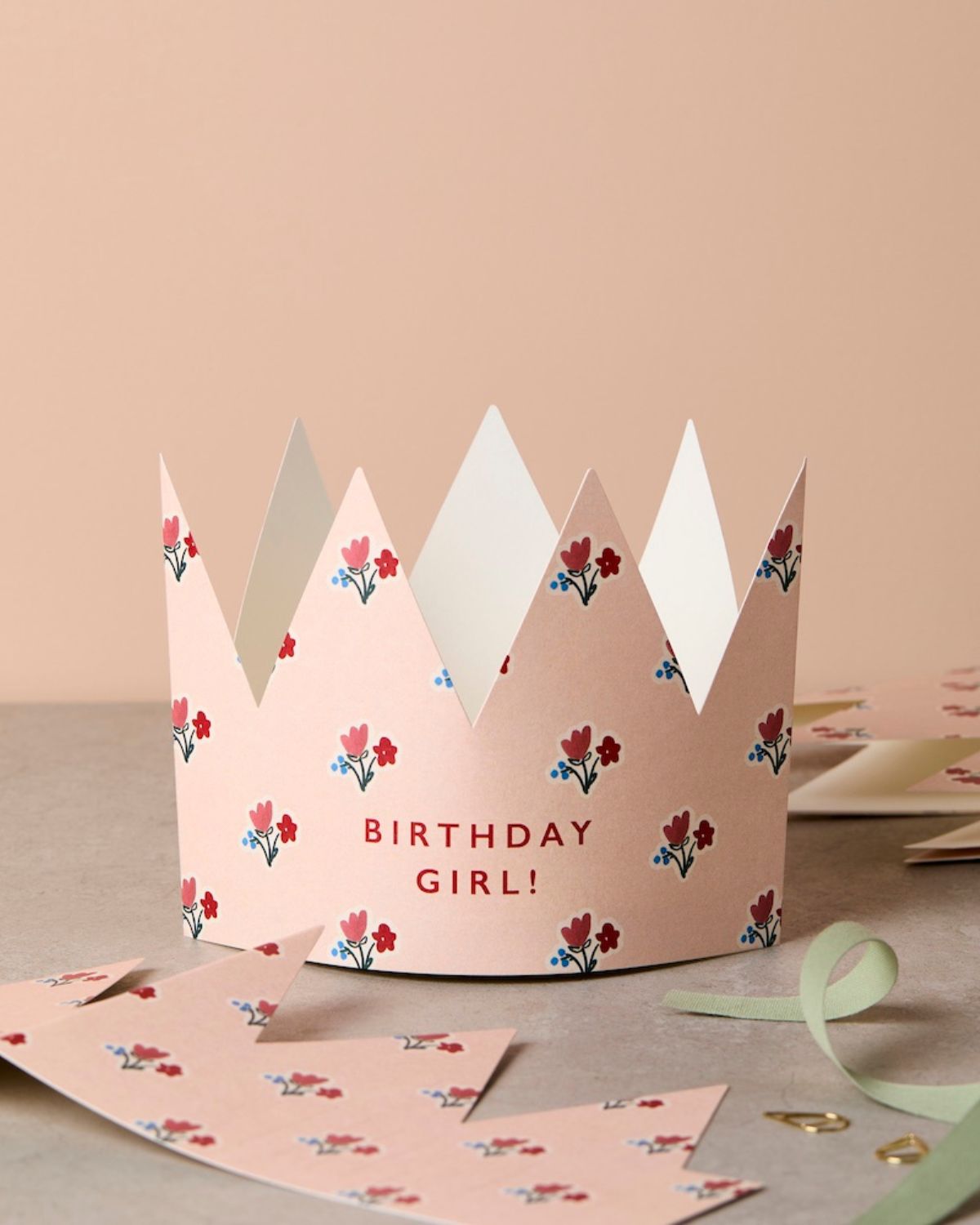 CROWN PINK POSY CARD