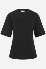 Black short sleeve tee
