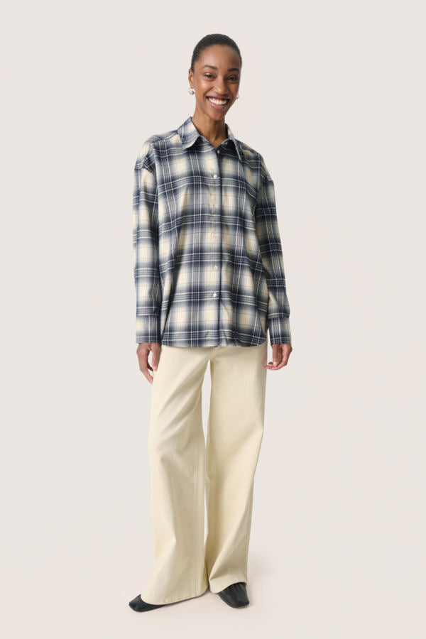 PAMALA SHIRT NAVY CHECKS
