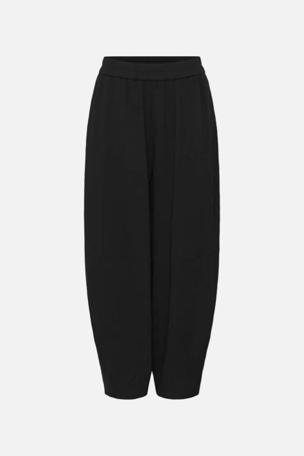 Black wide-leg cropped pants with an elastic waistband, shown against a plain white background.