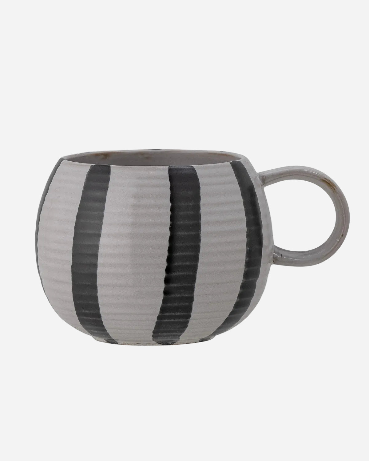 Ceramic mug with gray and white striped design on a white background