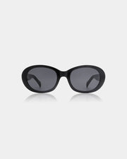 Black oversized sunglasses