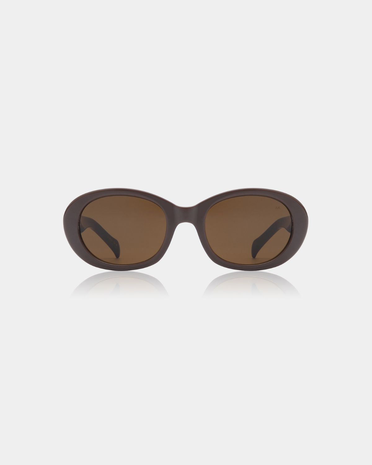 Oversized sunglasses in brown frame