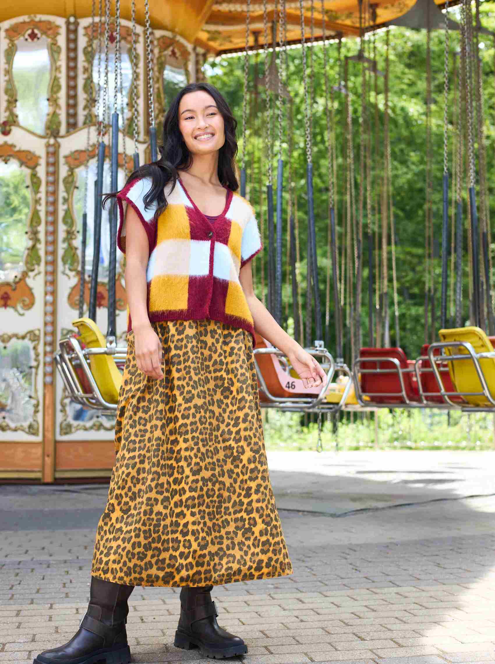 CHESS KNIT VEST PLUM MIX