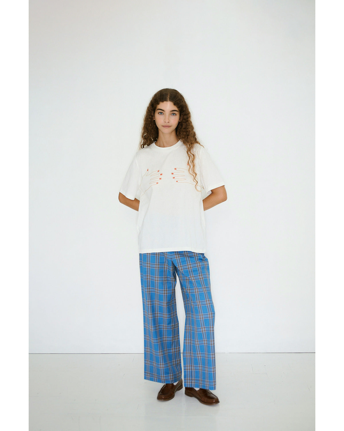 NAILS TEE OFF WHITE