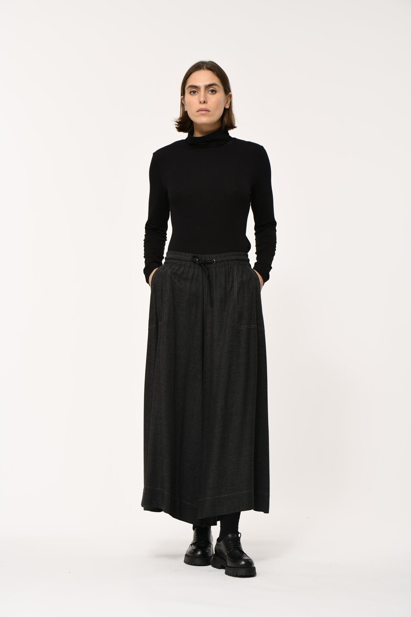 RADEMO TROUSERS CHARCOAL