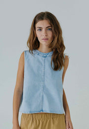 LAI DENIM TOP LIGHT BLUE WASH