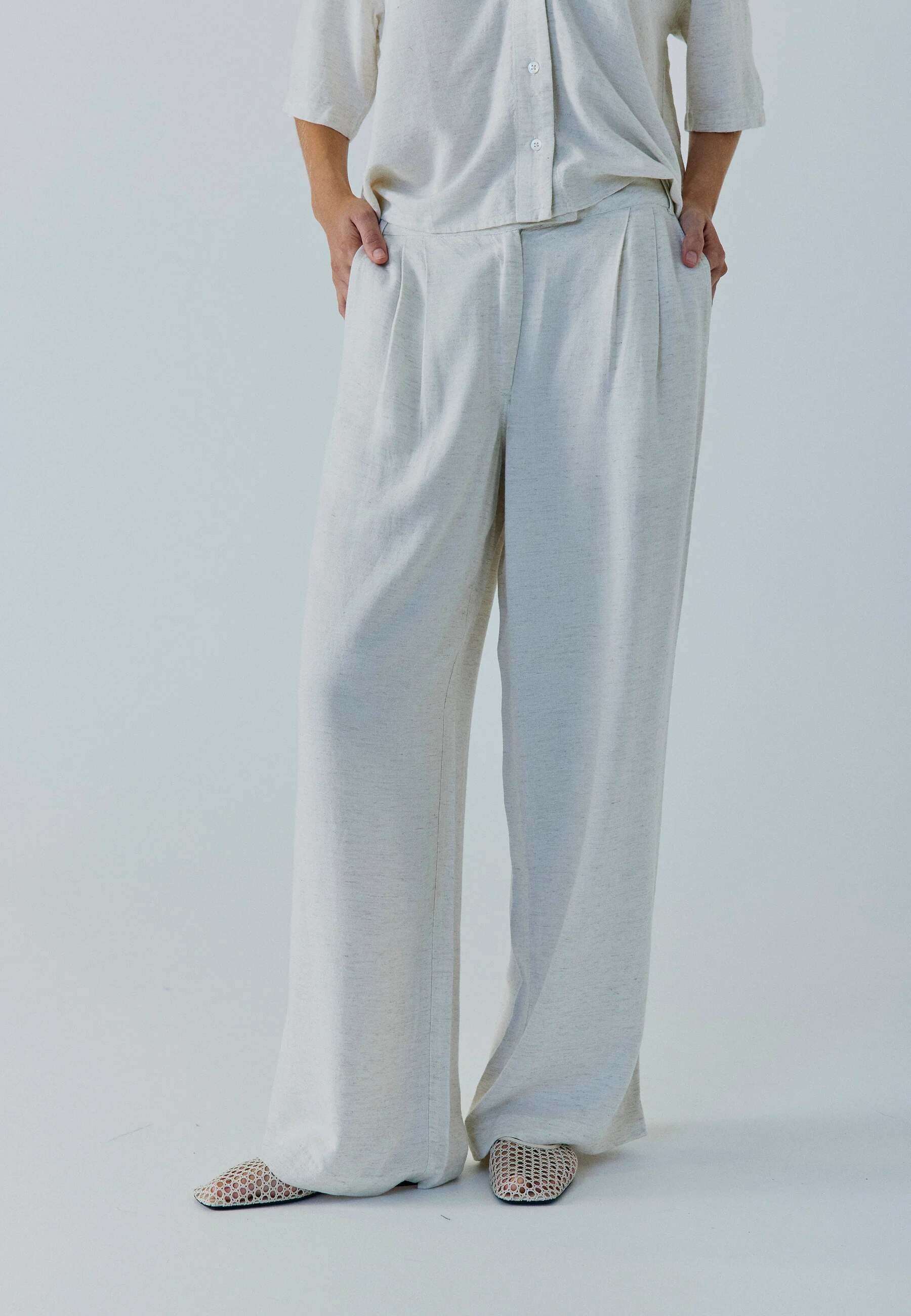 LINNE PANTS BEIGE