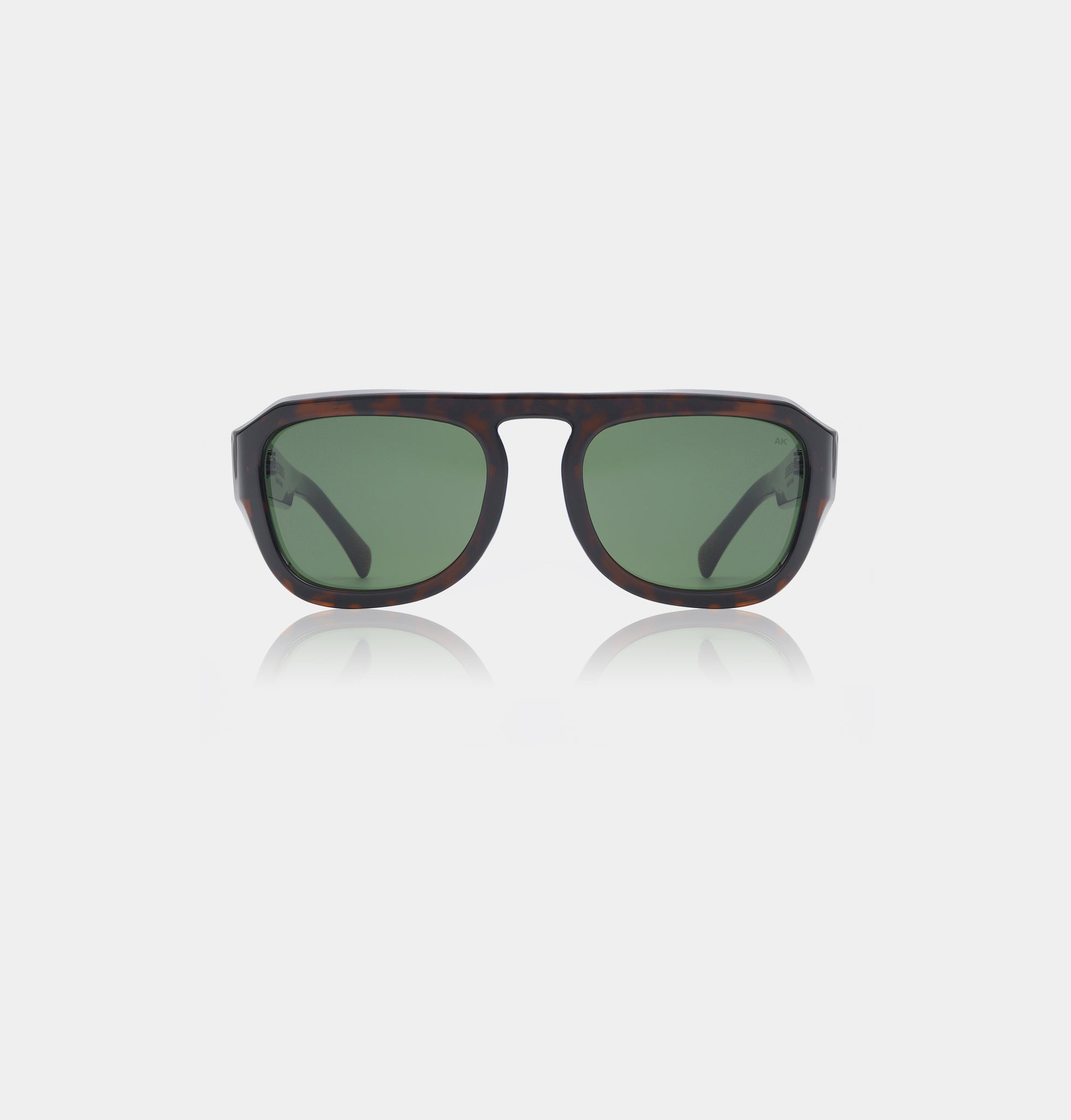 Dark tortoiseshell aviator style sunglasses