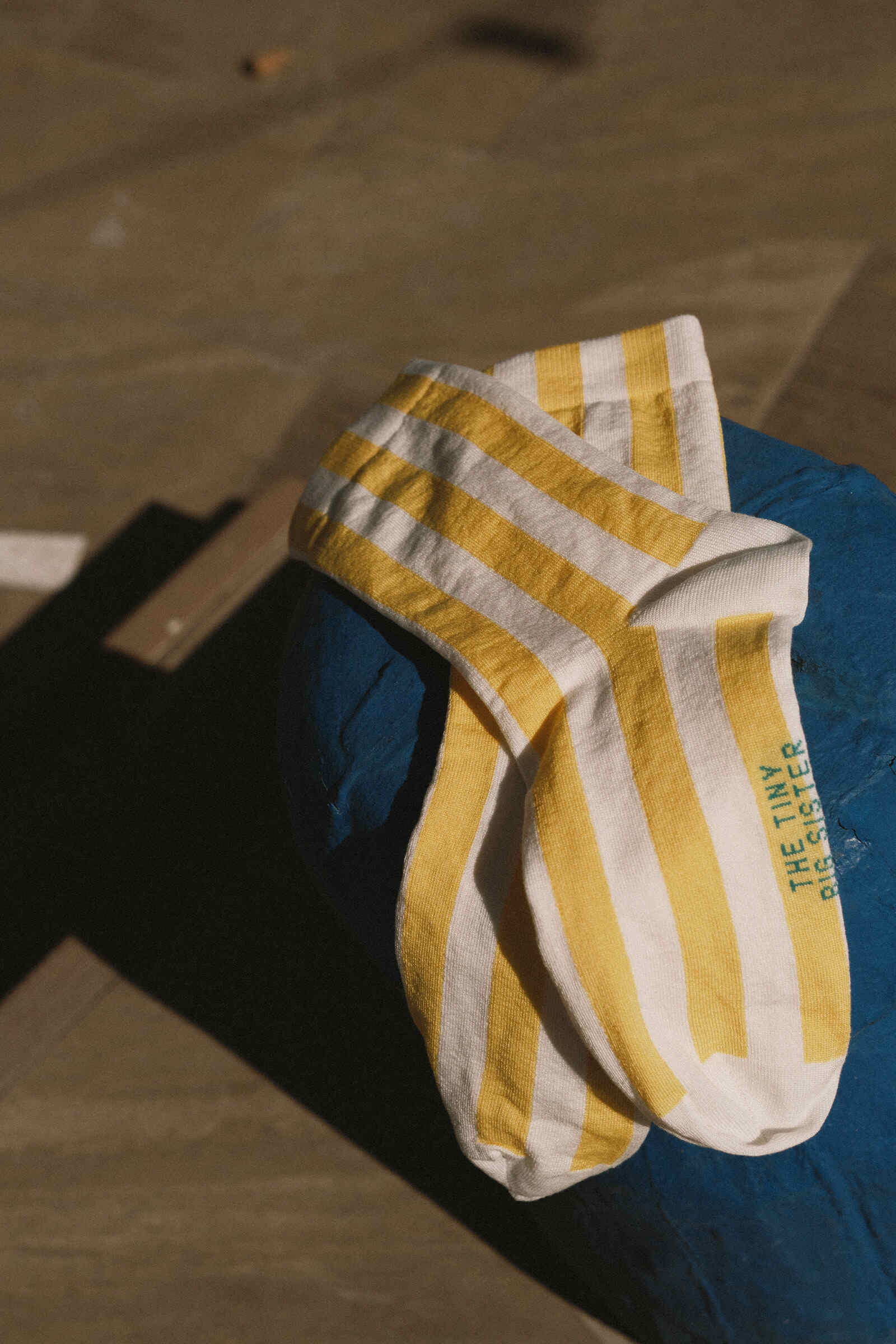 STRIPED MEDIUM SOCKS MELLOW YELLOW