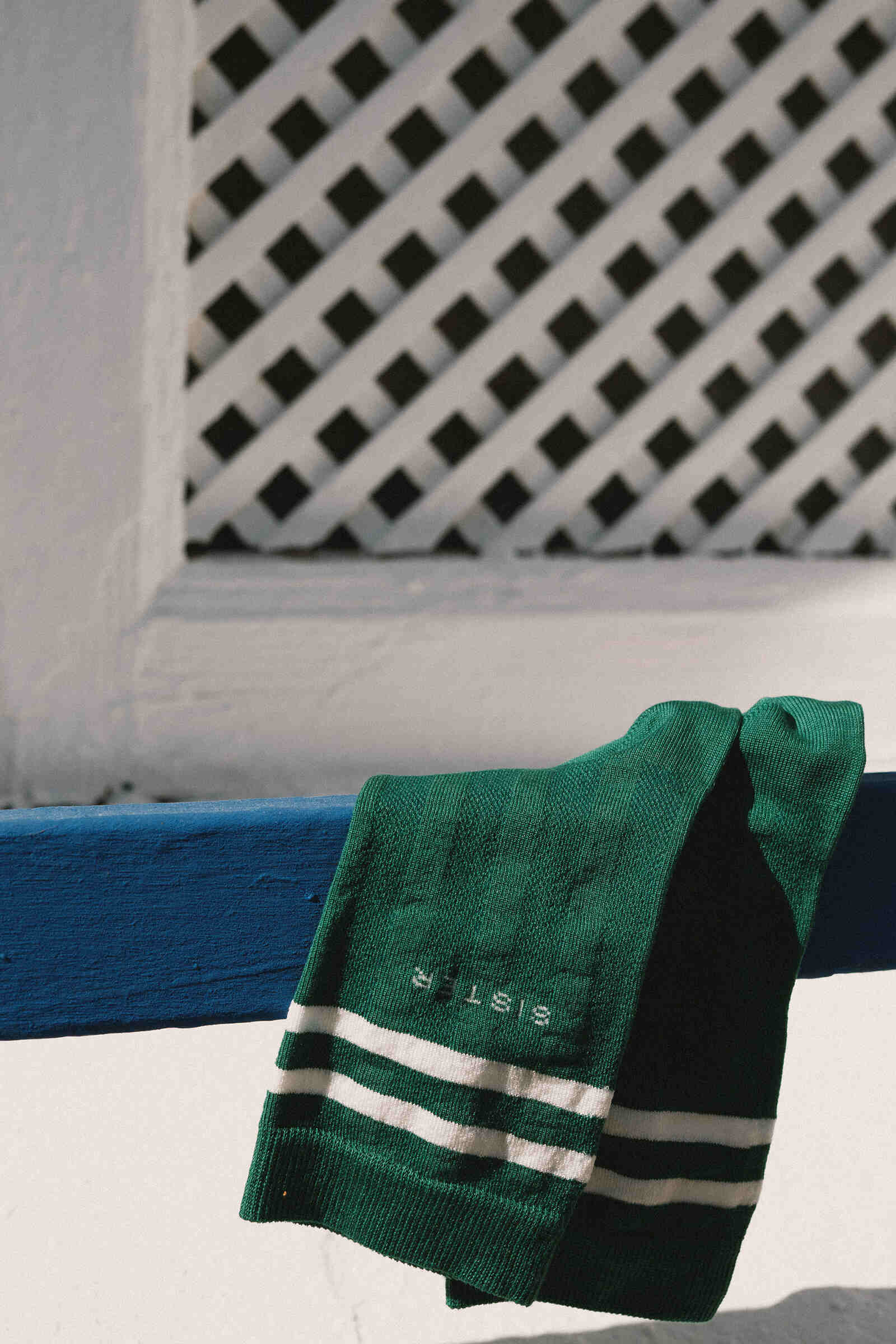 SISTER MEDIUM SOCKS DARK EMERALD