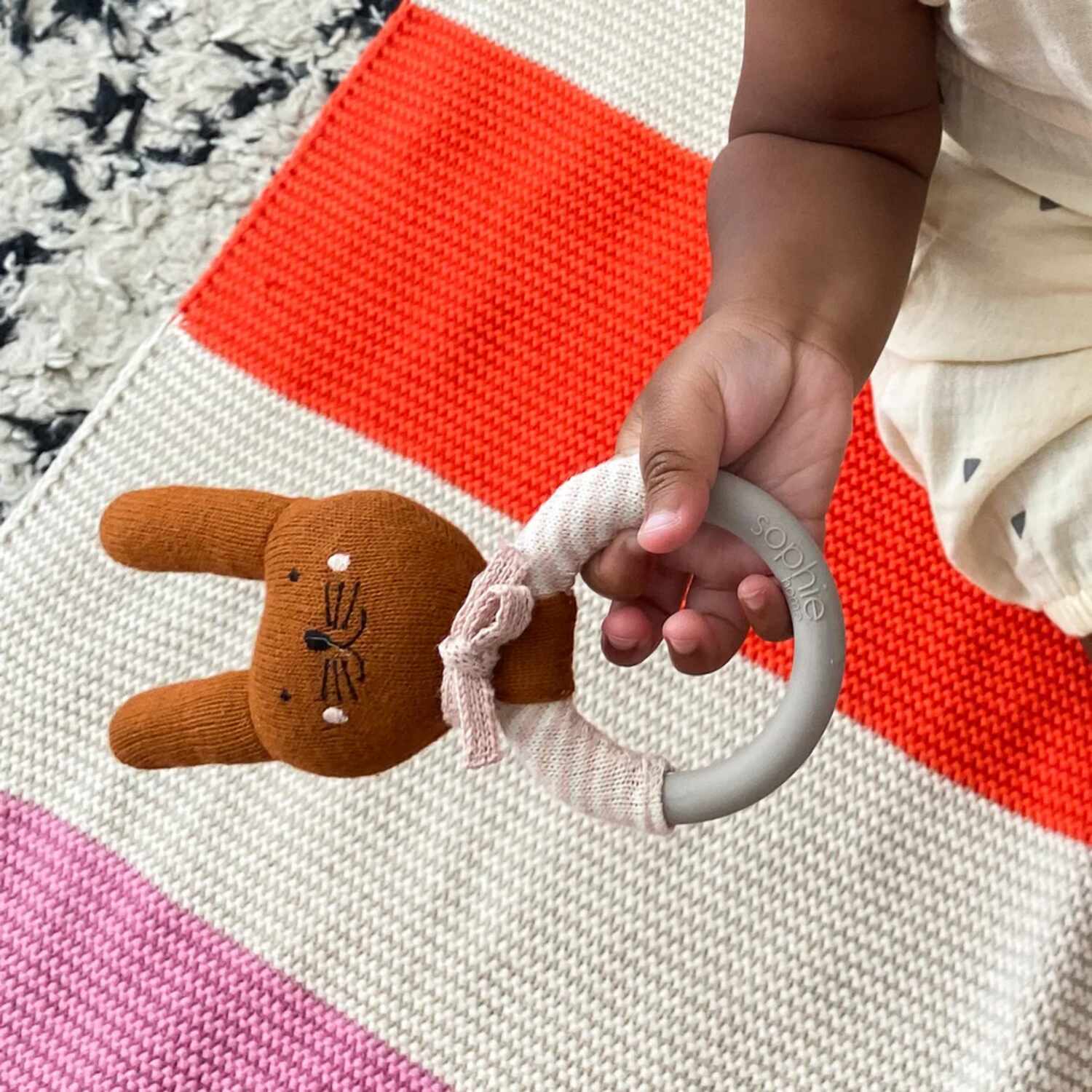 TEETHING RATTLE RABBIT