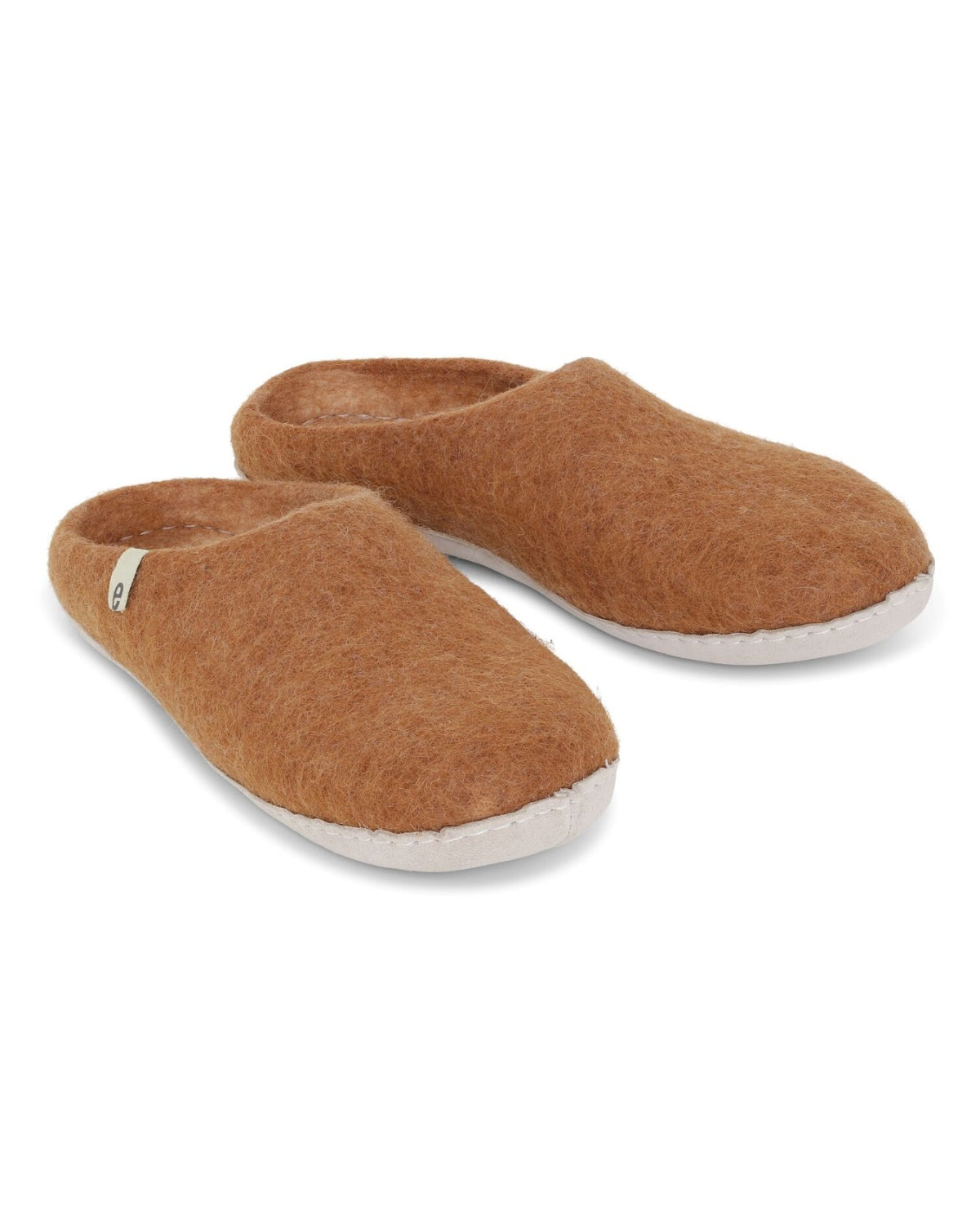 CHESTNUT SLIPPERS