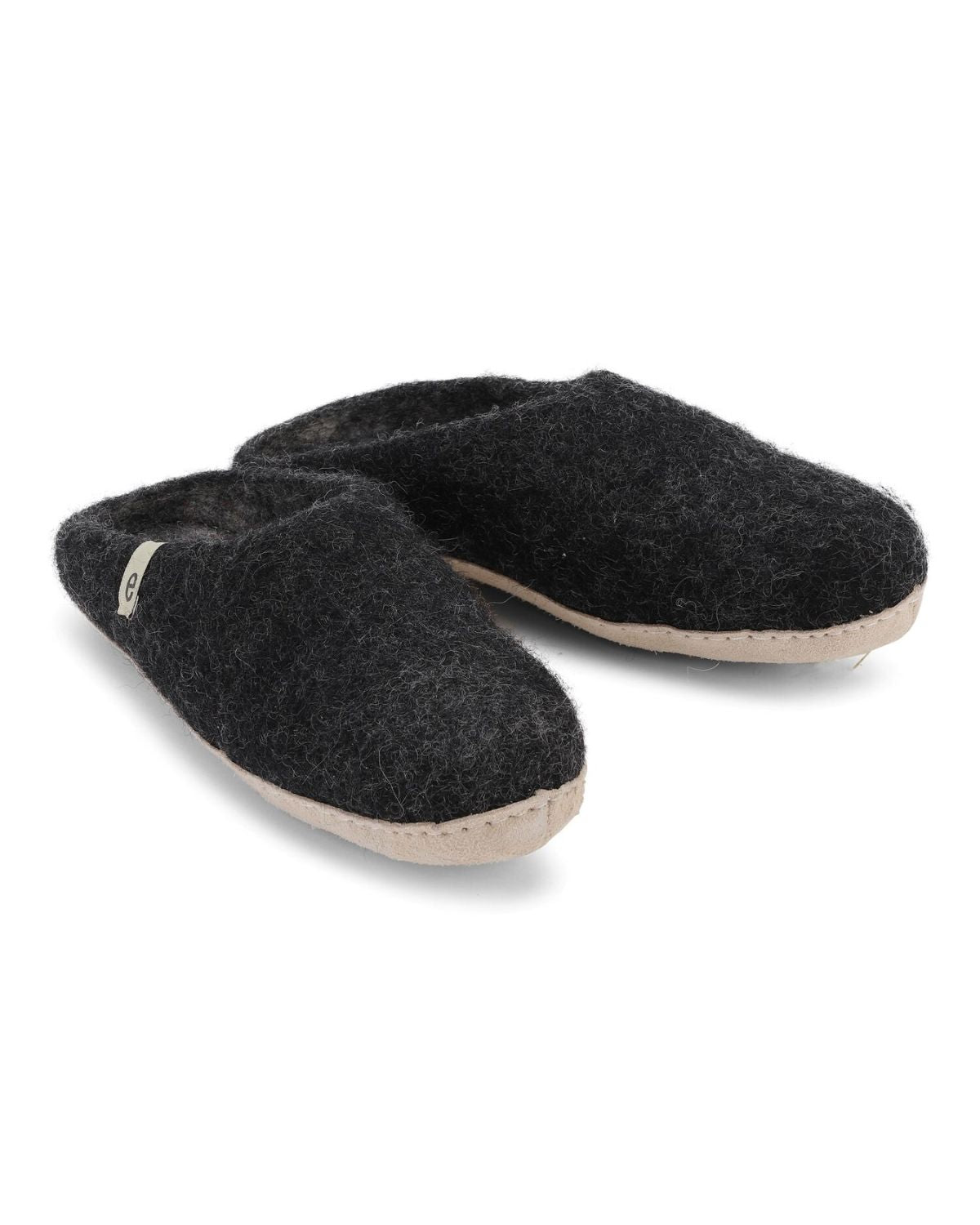 BLACK SLIPPERS