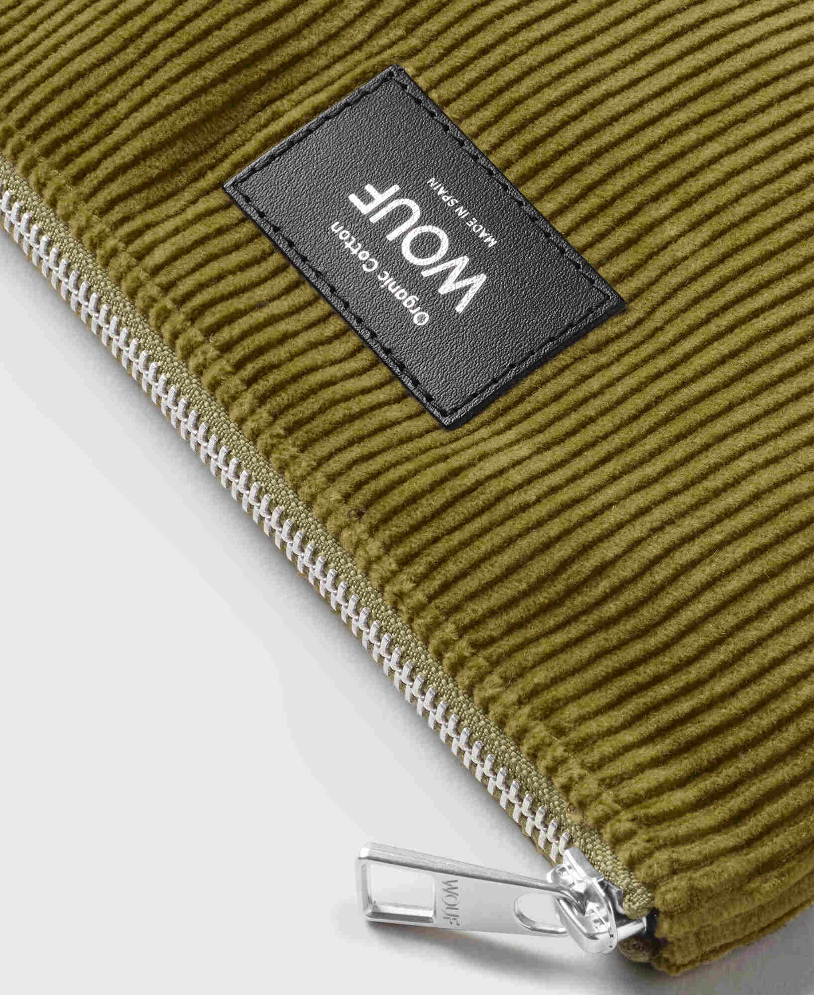 OLIVE POUCH