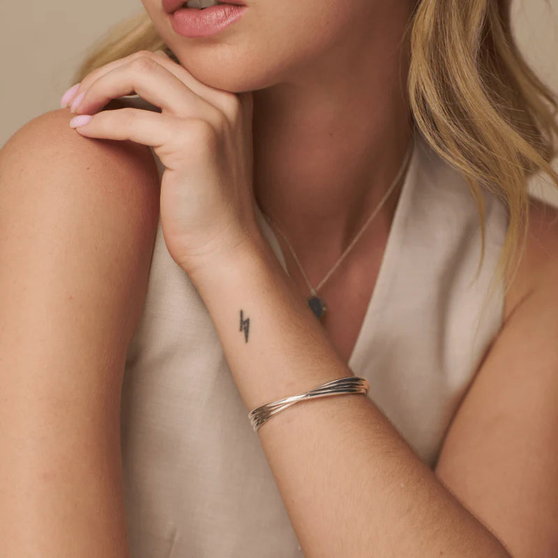 INTERLOCKING OPEN BANGLE SILVER