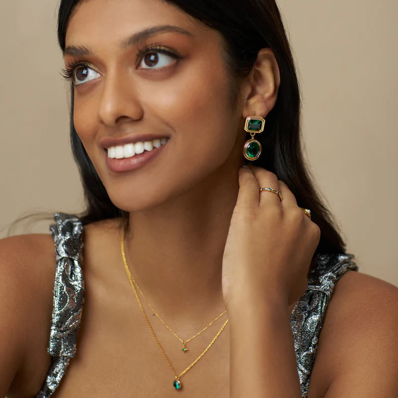 MICRO EMERALD STARBURST FINE COLLAR NECKLACE GOLD