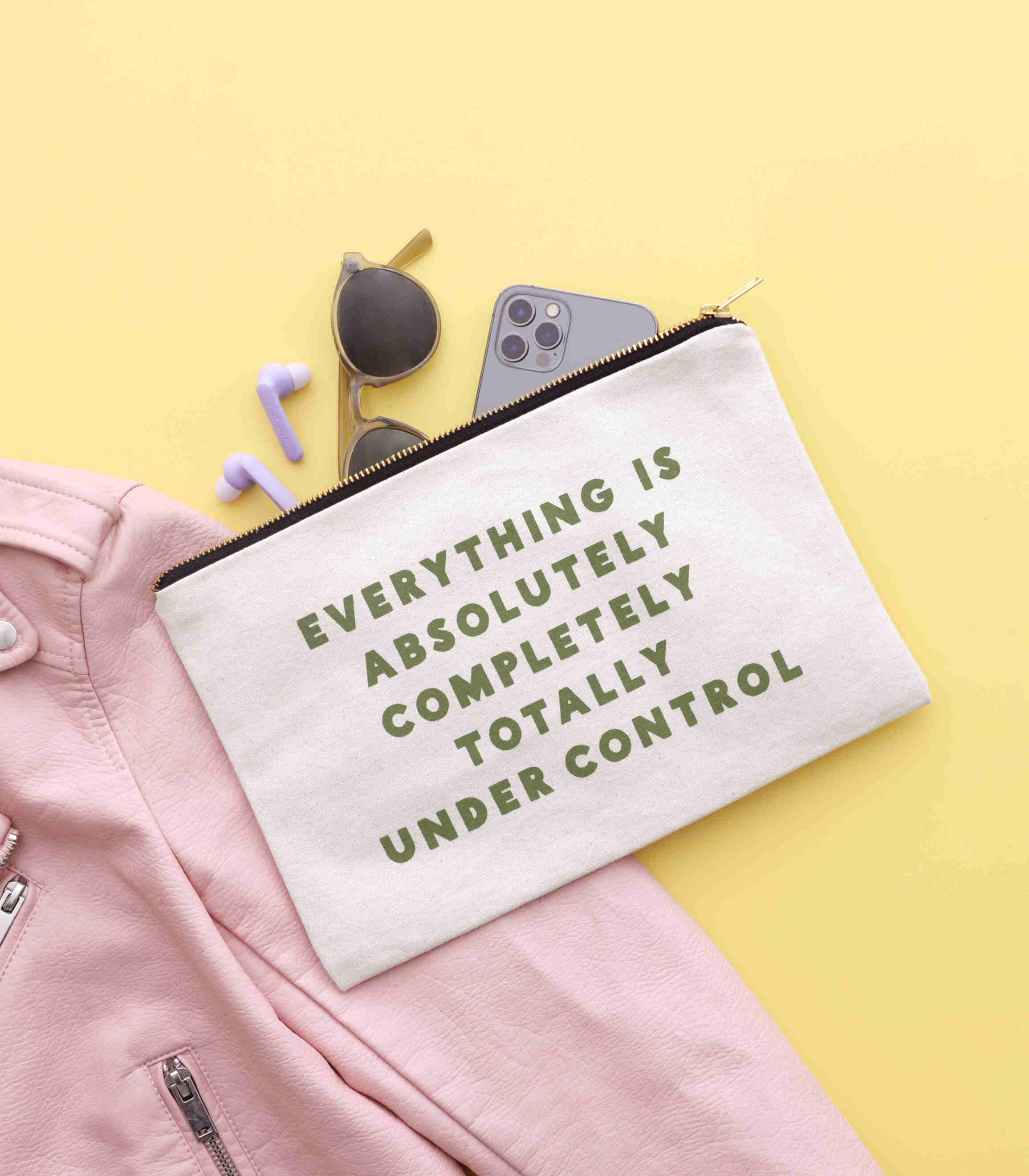 ZIP POUCH UNDER CONTROL