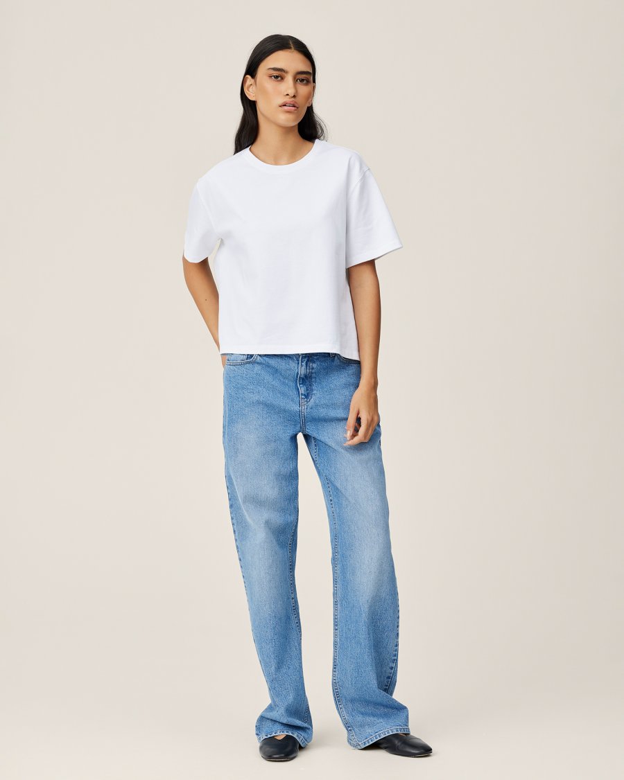 BINE ADA RELAXED JEANS MID BLUE WASH
