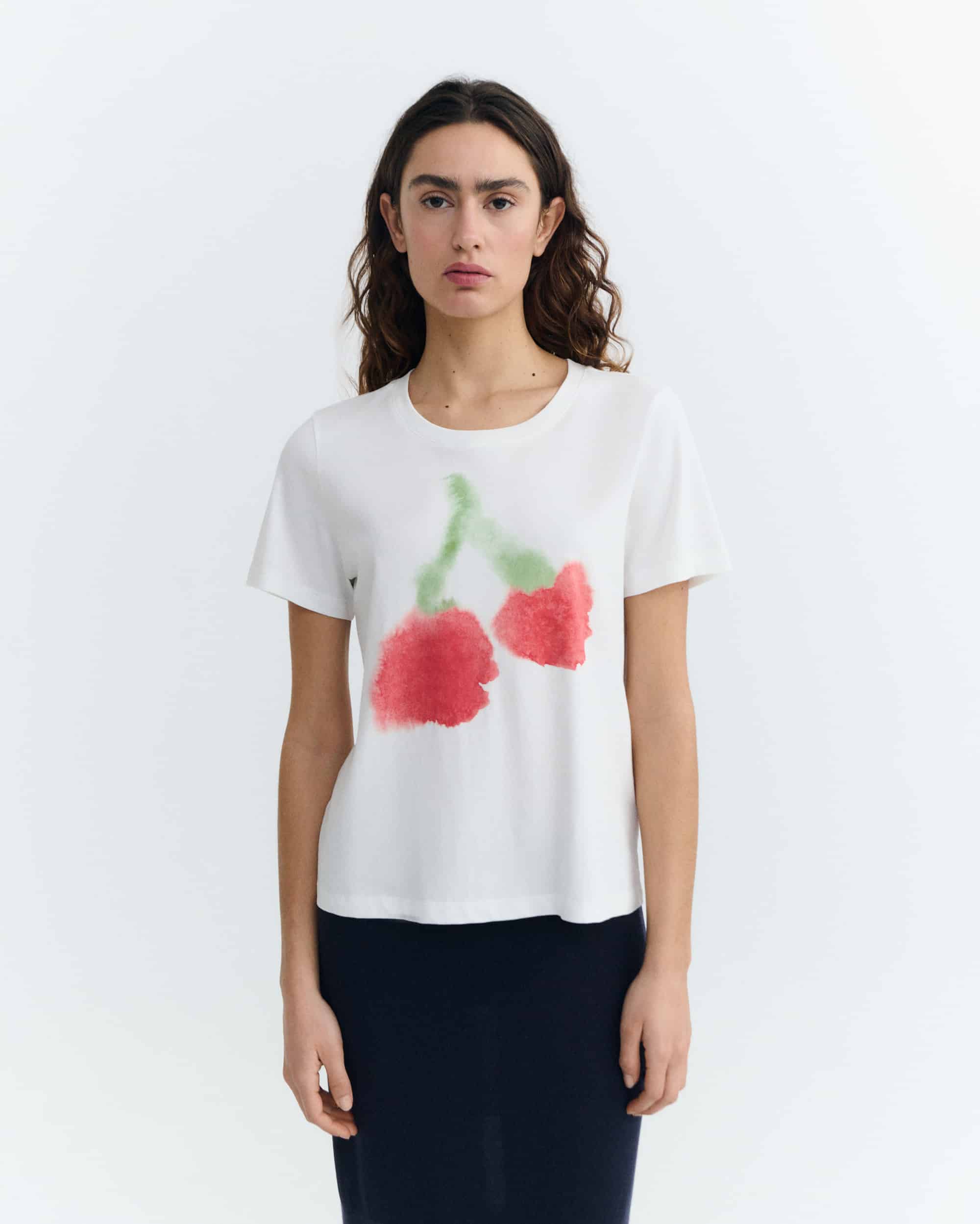 BLURRY CHERRY IDA TEE